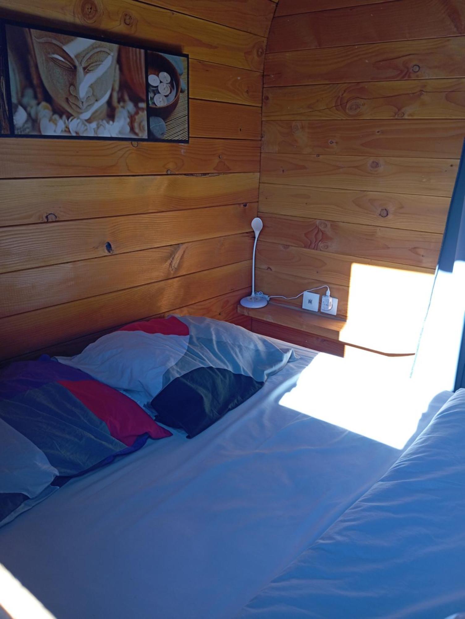 Hotel Cht'I Roulotte à La Neuville-du-Bosc Extérieur photo
